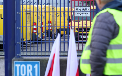 Verdi droht mit Bargeld-Streiks zu Weihnachten. (Archivbild) - Foto: Bodo Marks/dpa