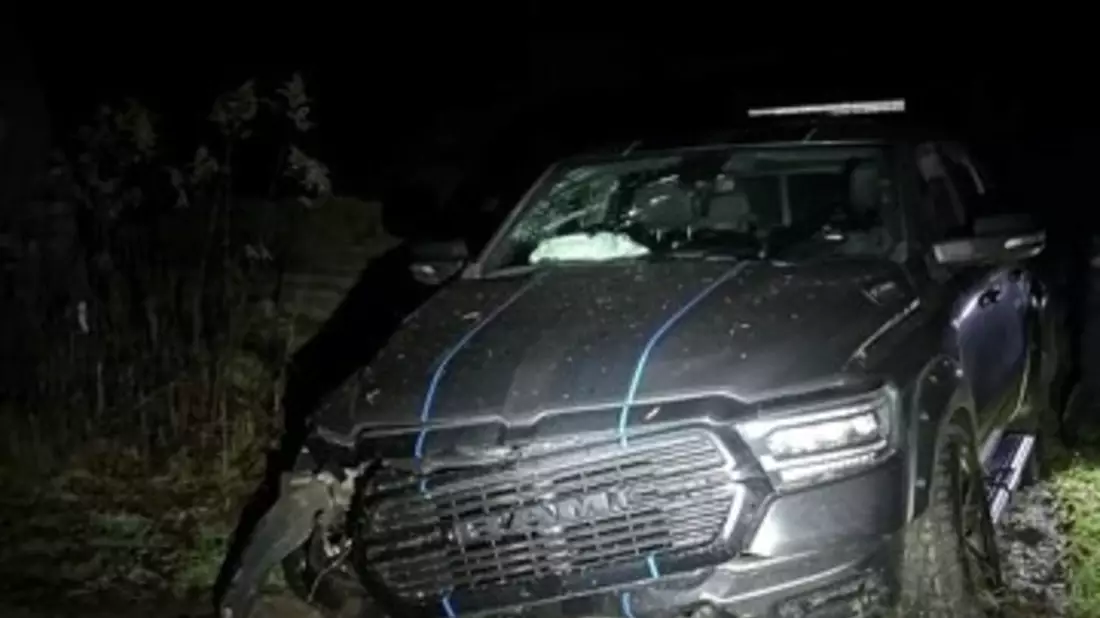POL-CUX: Trunkenheitsfahrt mit anschließender Verkehrsunfallflucht und falscher Sachverhaltsangabe in Lehnstedt - Täuschungsversuch fliegt auf (Foto im Anhang) - Bild: presseportal.de