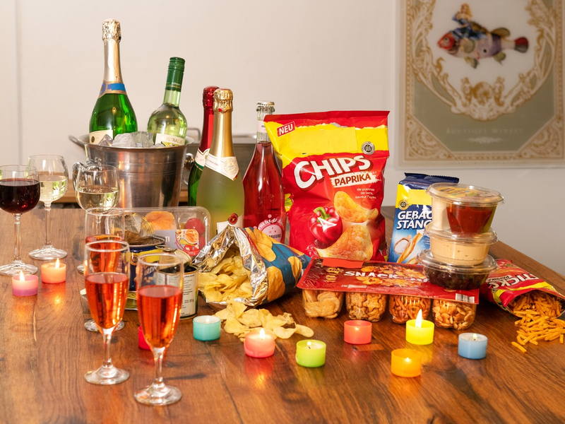 Silvesterparty ohne Abfall-Kater: Glasflaschen, Wunderkerzen & Co. richtig entsorgen - Foto: presseportal.de