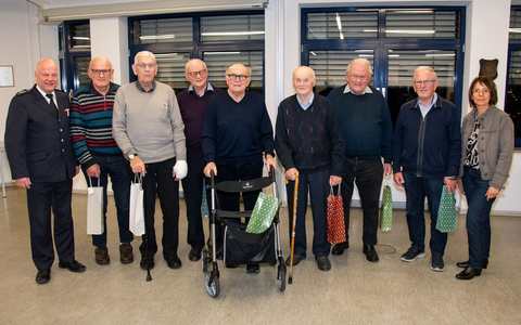 Feuerwehr Goch: Ehrenabteilung traf sich zur Adventsfeier - Foto: presseportal.de