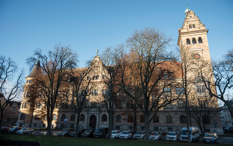 Ein Jäger erschießt grundlos einen Hund und erhält dafür eine Haftstrafe. (Archivbild) - Foto: Daniel Vogl/dpa