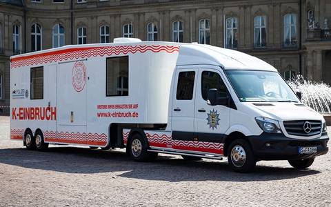 POL-LB: Böblingen: Informationen für ein sicheres Zuhause - Info-Truck der Polizei beim Bauernmarkt - Foto: presseportal.de