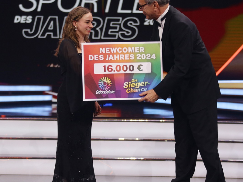 GlücksSpirale-Zusatzlotterie Die Sieger-Chance kürt Synchron-Schwimmerin Klara Bleyer zum Newcomer des Jahres - Foto: presseportal.de