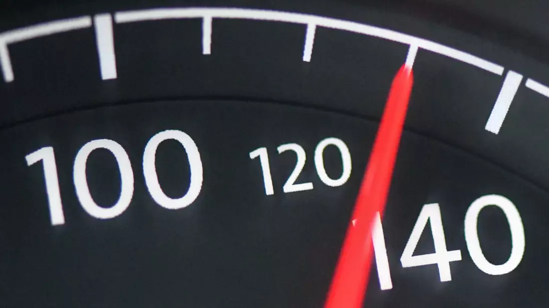 Bald nicht mehr als 130 auf der Autobahn? (Symbolbild) - Bild: Patrick Pleul/dpa-Zentralbild/dpa