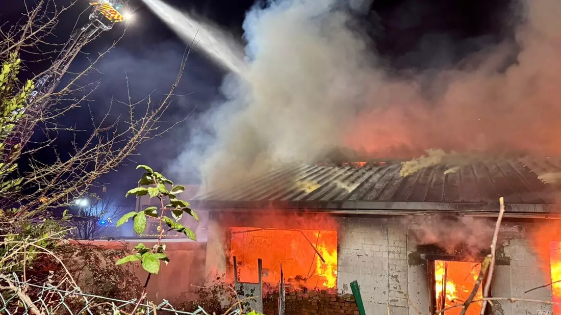 FW-GE: Brand in Gelsenkirchen Beckhausen - Bild: presseportal.de