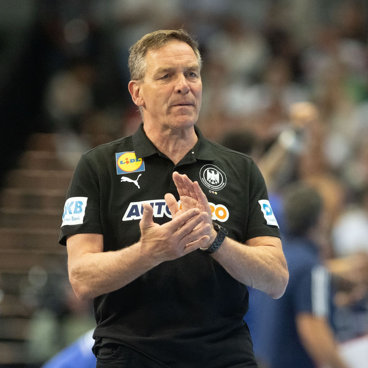 Bundestrainer Alfred Gislason hat 19 Spieler für die Handball-WM 2025 nominiert. - Foto: Bernd Thissen/dpa