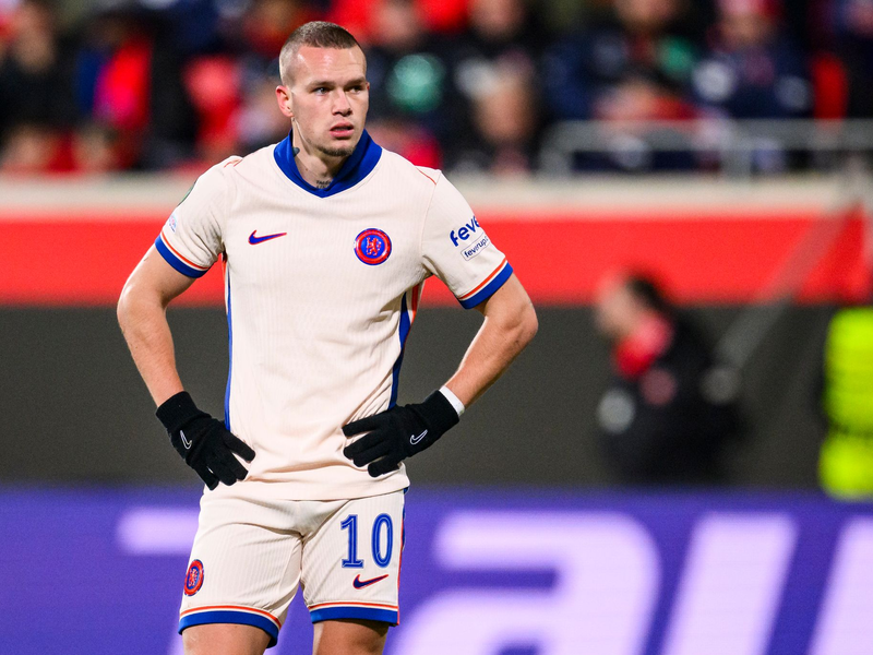 Mudryk  spielt seit Januar 2023 für Chelsea. - Foto: Tom Weller/dpa