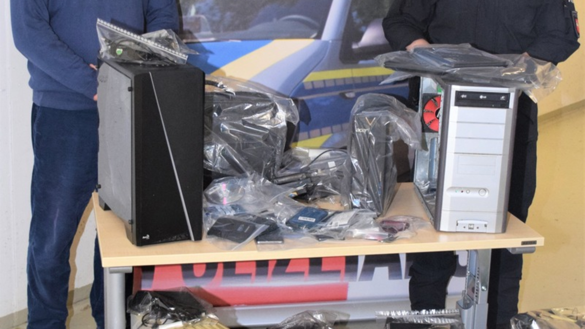 POL-WL: Bekämpfung der Kinderpornographie - Zahlreiche Durchsuchungsmaßnahmen durchgeführt - Foto: presseportal.de