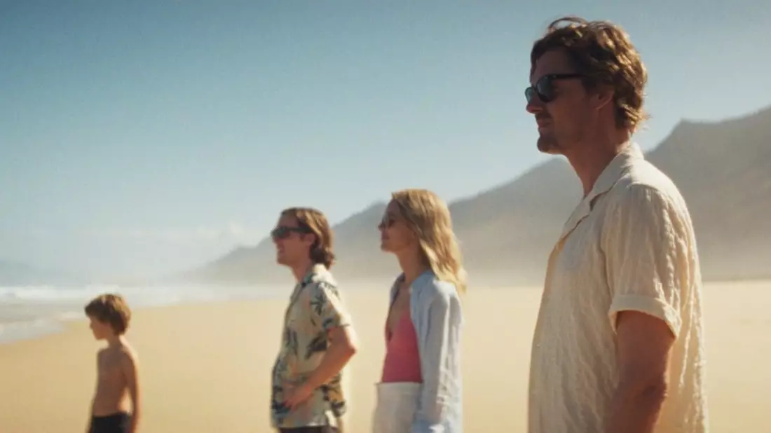 ISLANDS von Jan Ole Gerster feiert Weltpremiere als Berlinale Special bei den 75. Internationalen Filmfestspielen Berlin - Bild: 2025 augenschein Filmproduktion / LEONINE Studios / Weiterer Text über ots und www.presseportal.de/nr/136327 / Die Verwendung dieses Bildes für redaktionelle Zwecke ist unter Beachtung aller mitgeteilten Nutzungsbedingungen zulässig und dann auch honorarf