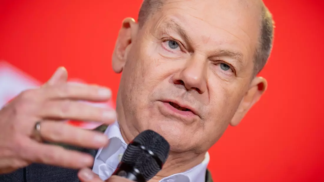 Scholz will keine Taurus liefern - und beruft sich auch auf Trump. - Bild: Michael Kappeler/dpa