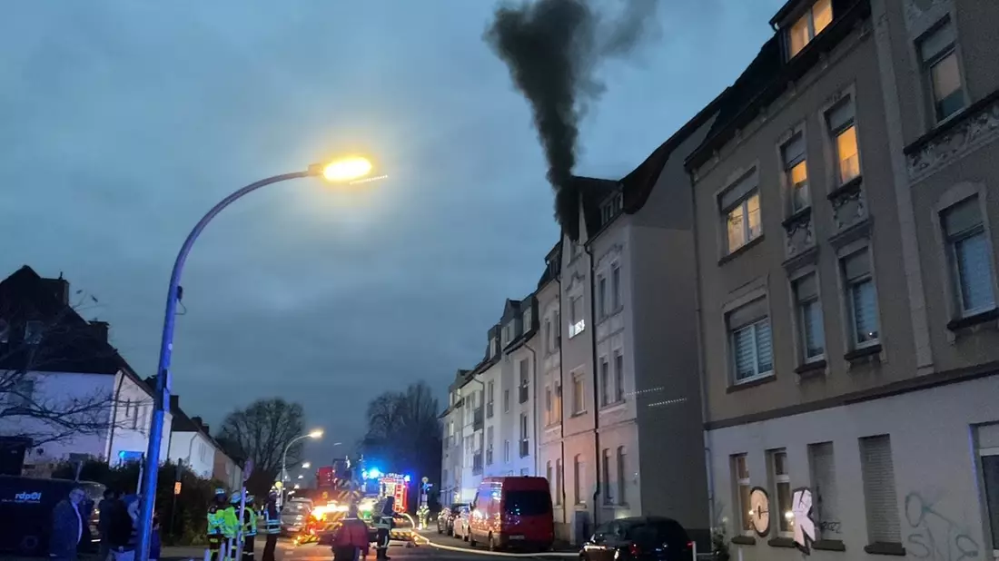 FW-DO: Keine Verletzten beim Wohnungsbrand in Dortmund-Huckarde - Bild: presseportal.de