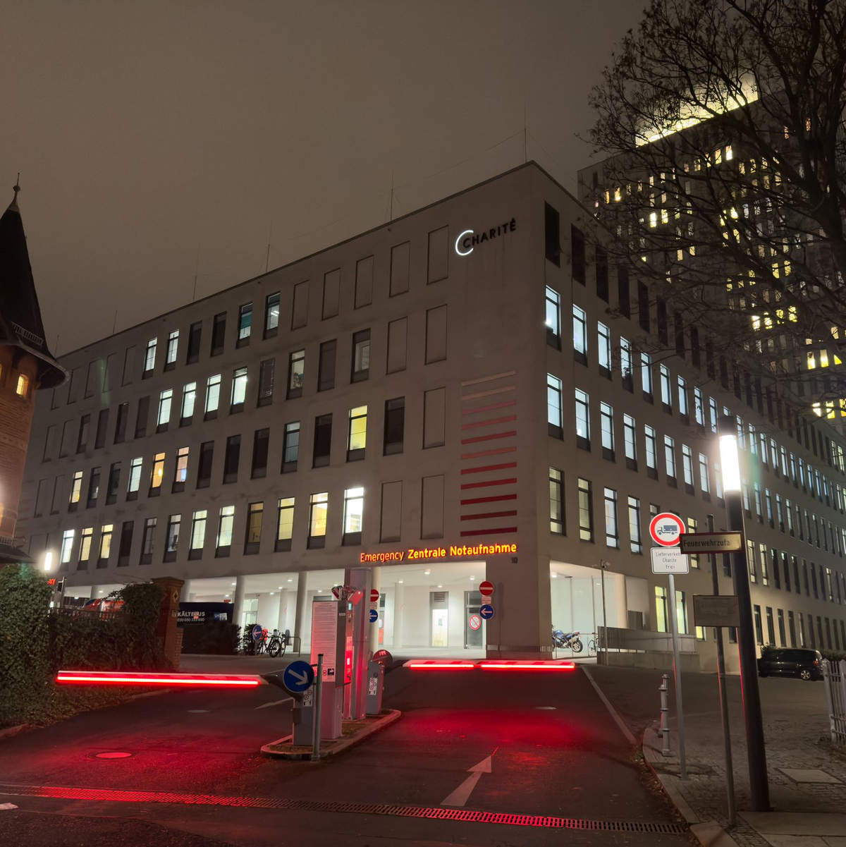 Die Mutter des prominenten Kremlkritikers Kara-Mursa wird in der Charité behandelt.  - Foto: Marco Porzig/TNN/dpa