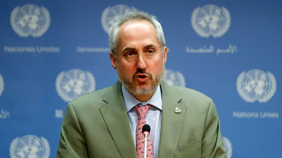 UN-Sprecher Dujarric kritisiert Israels Vorgehen in Syrien. (Archivbild)  - Bild: Li Muzi/XinHua/dpa