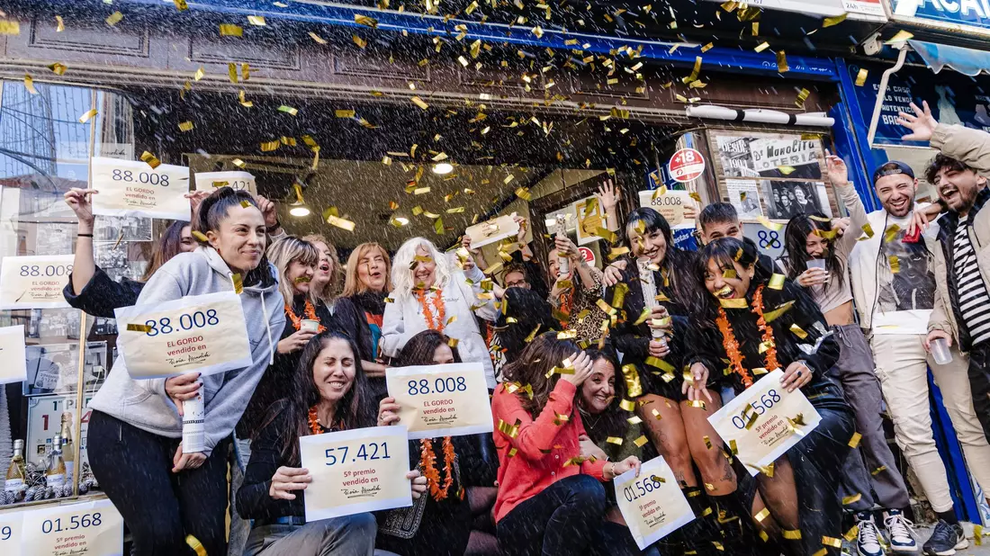 Spanien ist alle Jahre wieder zu Weihnachten im Lottofieber. (Archivbild) - Bild: Carlos Luján/EUROPA PRESS/dpa