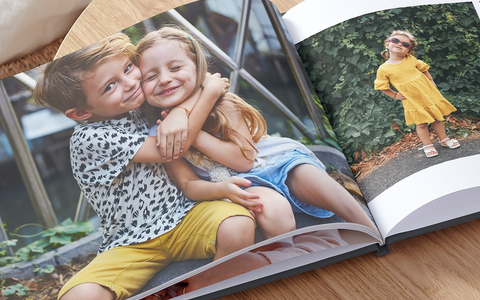 Neue Umfrage zeigt: Fotogeschenke liegen zu Weihnachten 2024 im Trend - Foto: presseportal.de