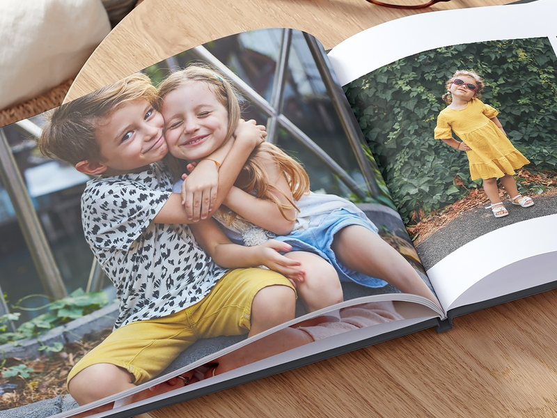 Neue Umfrage zeigt: Fotogeschenke liegen zu Weihnachten 2024 im Trend - Foto: presseportal.de