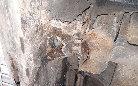 POL-SE: Pinneberg - Polizei zieht Sprinter mit technischen Mängeln aus dem Verkehr - Foto: presseportal.de