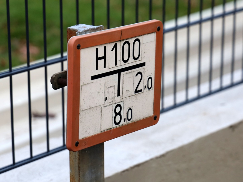 FW Hambühren: Zwei Verletzte bei Gebäudebrand in Oldau / Zugeparkter Hydrant erschwert Löschwasserversorgung - Foto: presseportal.de