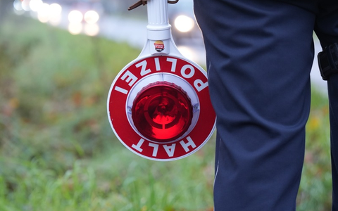 POL-DA: Südhessen/ B45: Berauscht unterwegs und von Polizei gestoppt/ Über 600 Fahrzeuge kontrolliert - Foto: presseportal.de