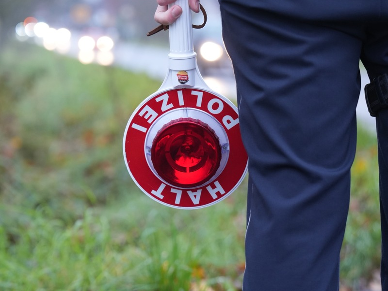 POL-DA: Südhessen/ B45: Berauscht unterwegs und von Polizei gestoppt/ Über 600 Fahrzeuge kontrolliert - Foto: presseportal.de