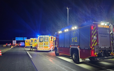 FW Königswinter: Drei Verletzte bei Verkehrsunfall auf Autobahn A3 - Foto: presseportal.de