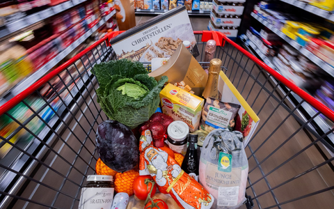 Die Stimmung der Verbraucher in Deutschland wird in den nÀchsten Wochen Experten zufolge nicht wesentlich besser (Symbolbild). - Foto: Rolf Vennenbernd/dpa Die Stimmung der Verbraucher in Deutschland wird in den nÀchsten Wochen Experten zufolge nicht wesentlich besser (Symbolbild). - Foto: Rolf Vennenbernd/dpa