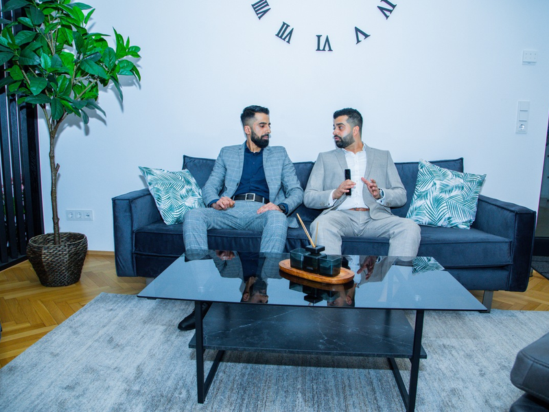 Königsdisziplin im Vertrieb – Sani Nagpal und Vensen Mehra von der ProfitSale GmbH verraten, wie die B2B-Kaltakquise gelingt - Foto: presseportal.de