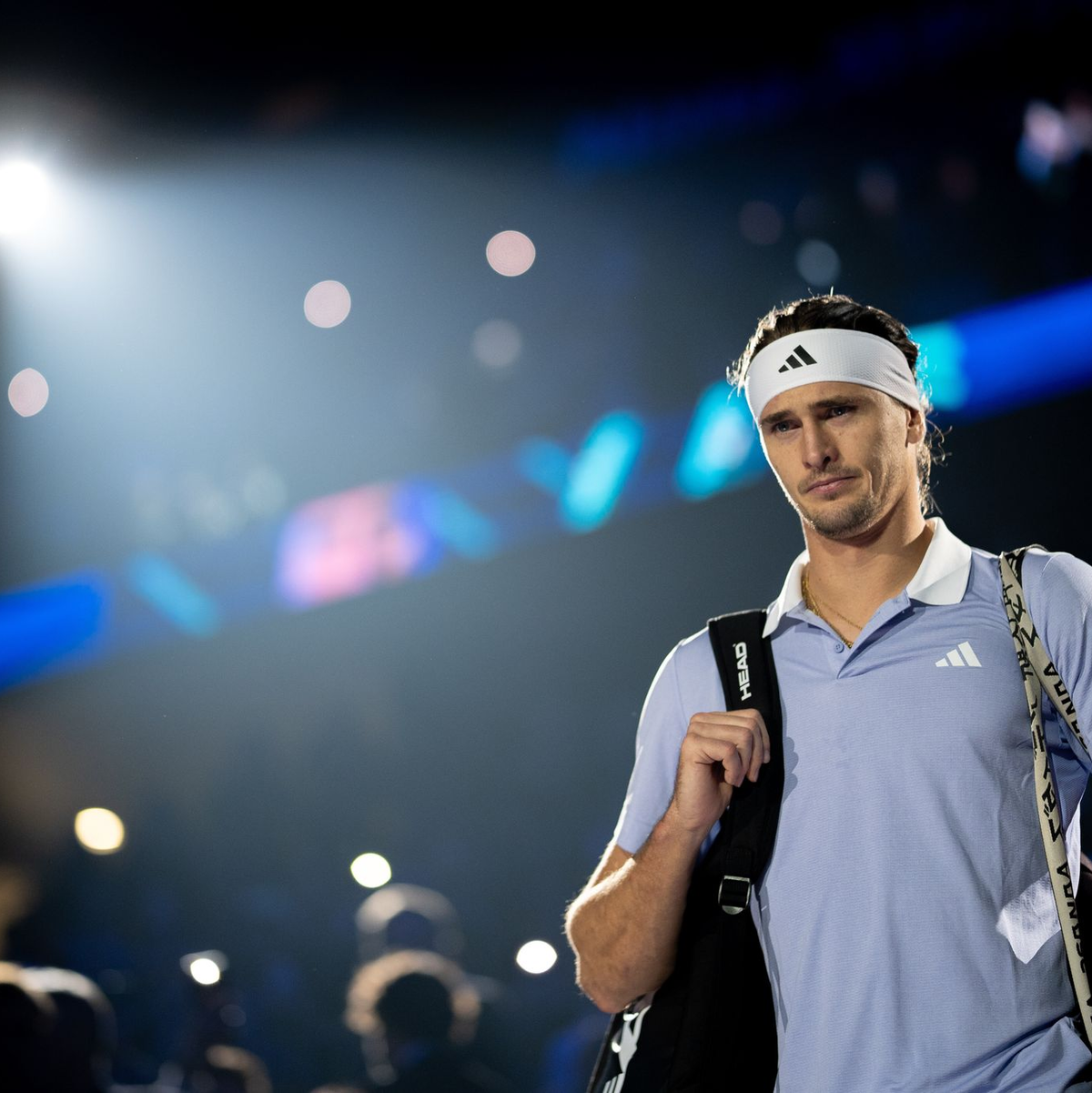 Für ihn geht es schon vor den Feiertagen zur Turniervorbereitung nach Australien: Tennisstar Alexander Zverev.  - Foto: Marco Alpozzi/LaPresse via ZUMA Press/dpa