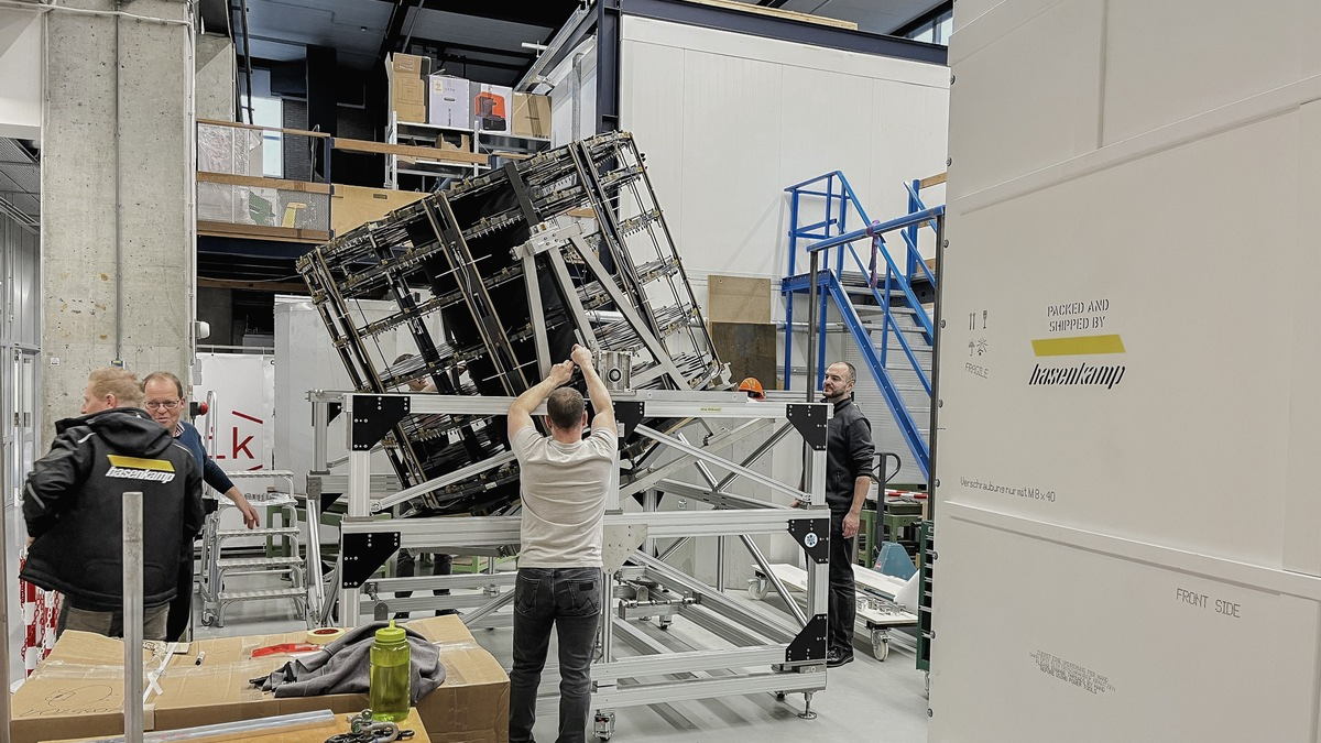 Hoher Standard: Präzisionslogistik für DESY-High-Tech-Experiment - Foto: presseportal.de