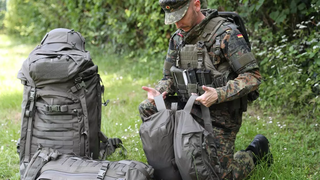 Mehr Bekleidung für die Truppe / Modernisierungen und Nachbeschaffungen beauftragt - Bild: presseportal.de