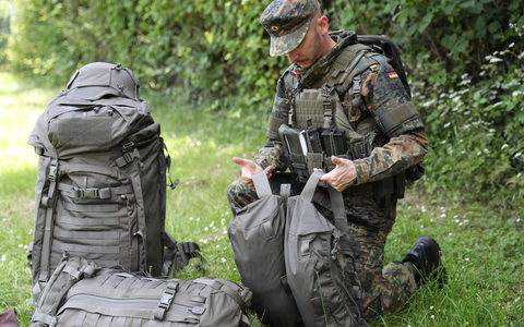 Mehr Bekleidung für die Truppe / Modernisierungen und Nachbeschaffungen beauftragt - Foto: presseportal.de