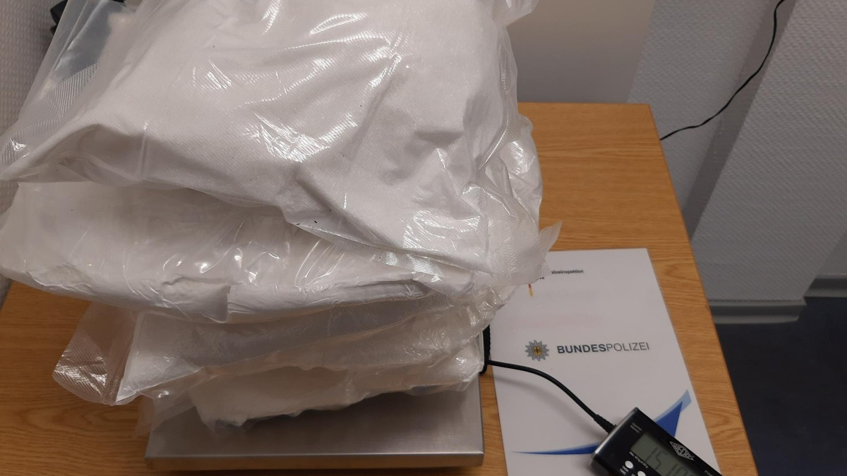 BPOL NRW: Bundespolizei stellt 15 Kilogramm Ketamin auf der Bundesautobahn 3 sicher - Foto: presseportal.de