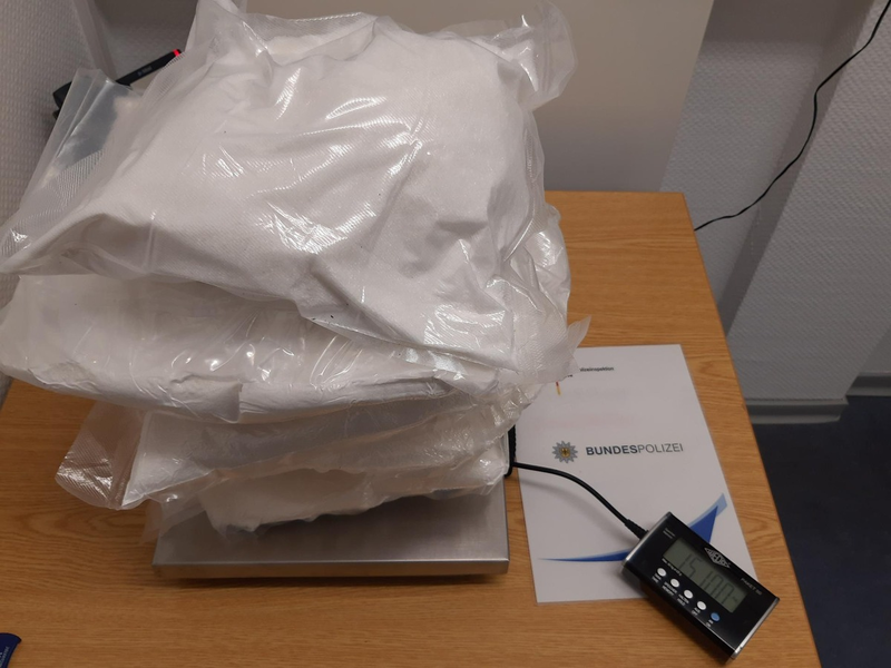 BPOL NRW: Bundespolizei stellt 15 Kilogramm Ketamin auf der Bundesautobahn 3 sicher - Foto: presseportal.de