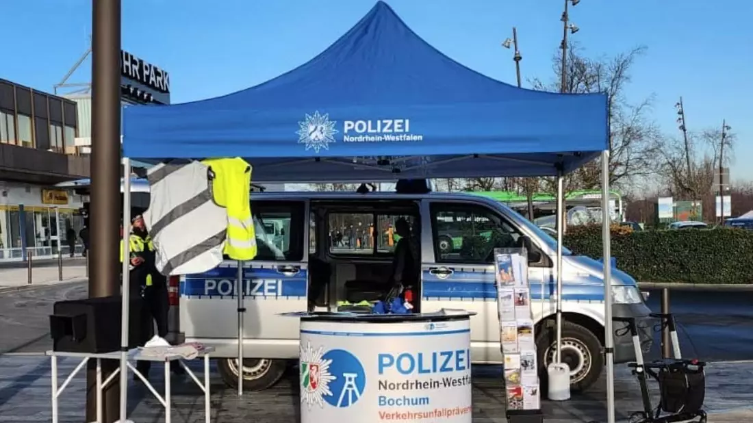 POL-BO: Sicherheit durch Sichtbarkeit - Polizei gibt Tipps für die dunkle Jahreszeit - Bild: presseportal.de