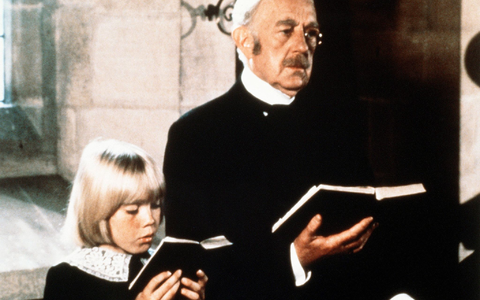 Im Weihnachtsfilm «Der kleine Lord» zeigt auch der hartherzige Earl plötzlich seine weiche Seite. Das Genre Weihnachtsfilm sollte man nicht als Kitsch abtun, sagt die Medienforscherin Irmtraud Hnilica. - Foto: ARD Degeto/dpa