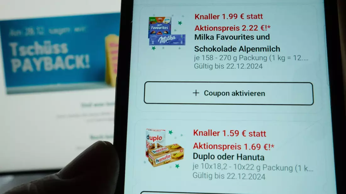 Die Supermarktkette Rewe steigt Ende 2024 bei Payback aus.  - Bild: Georg Hilgemann/dpa
