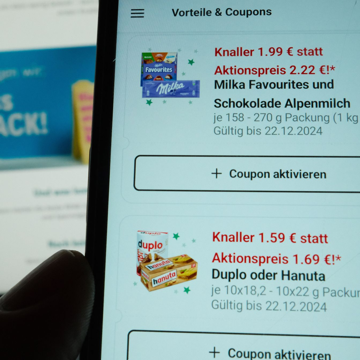 Die Supermarktkette Rewe steigt Ende 2024 bei Payback aus.  - Foto: Georg Hilgemann/dpa