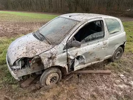 POL-PDKL: Demolierter Pkw aufgefunden - Foto: presseportal.de
