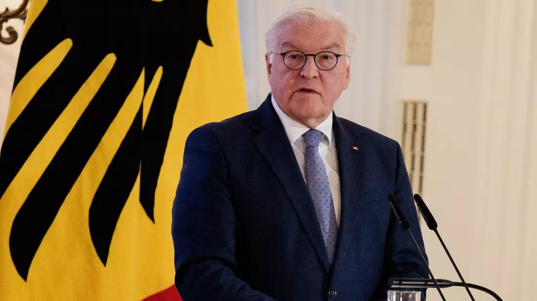 Bundespräsident Steinmeier gibt seine Entscheidung zur Auflösung des Bundestags bekannt. (Archivbild) - Bild: Carsten Koall/dpa