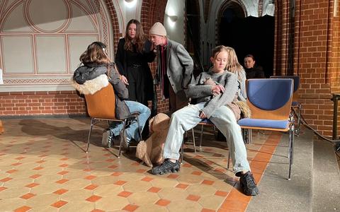 Fernsehgottesdienst will Gemeinschaft gegen die Einsamkeit stiften / ARD sendet an Heiligabend evangelische Christvesper aus Köln-Nippes - Foto: presseportal.de Fernsehgottesdienst will Gemeinschaft gegen die Einsamkeit stiften / ARD sendet an Heiligabend evangelische Christvesper aus Köln-Nippes - Foto: presseportal.de