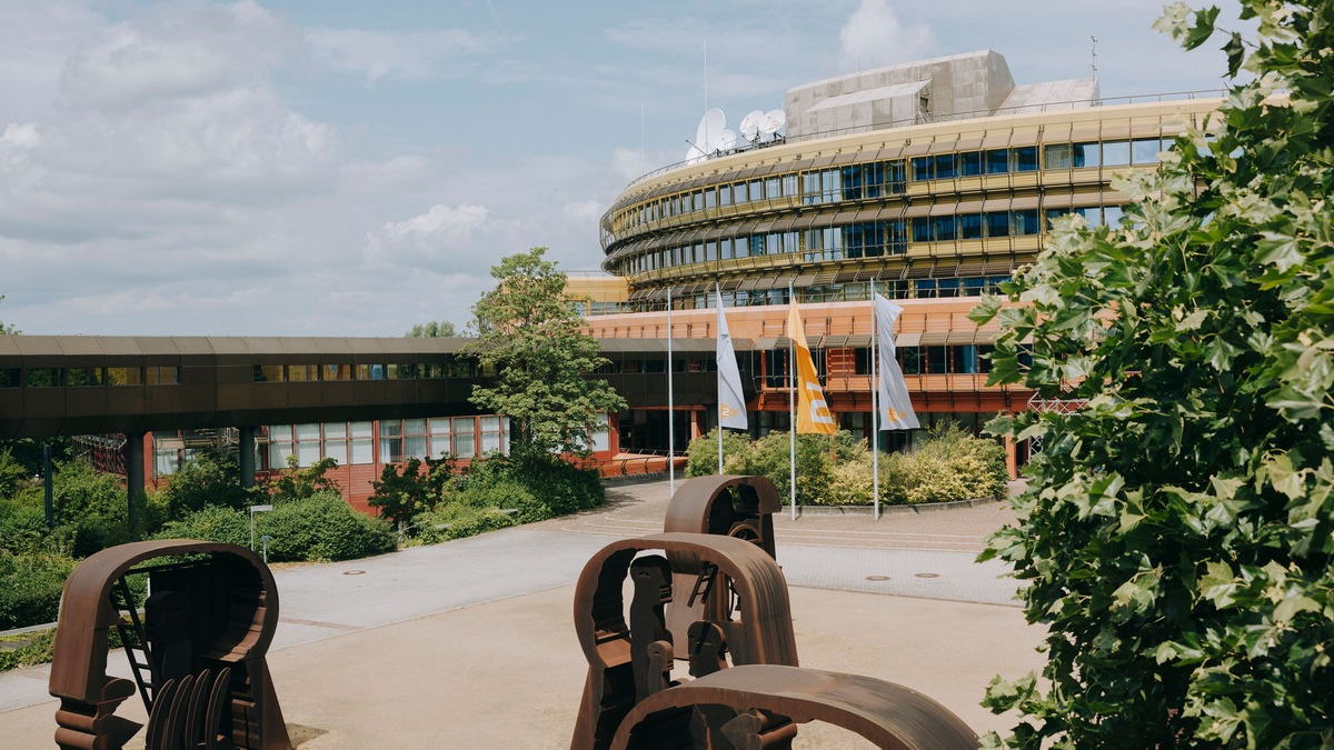 ZDF-Familie erreicht 2024 besten Wert seit 1992 / Intendant Himmler: 