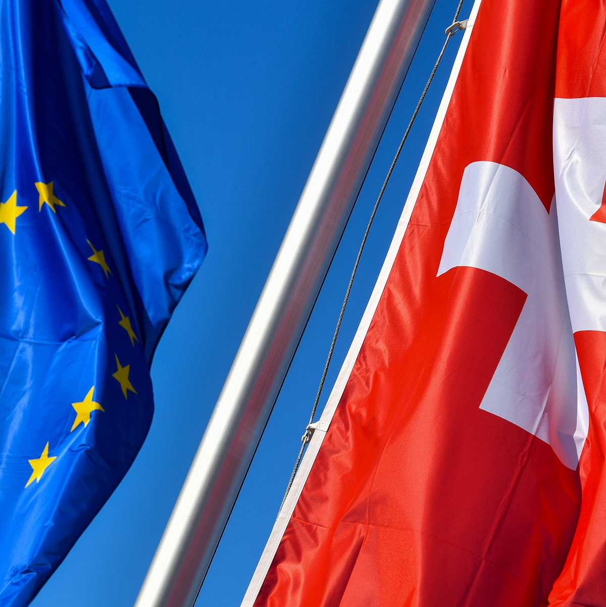 Die Schweiz gehört unter anderem zum Schengenraum der europäischen Länder. (Archivbild) - Foto: Patrick Pleul/dpa-Zentralbild/dpa