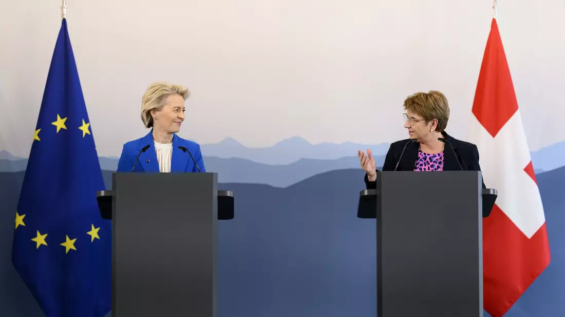  Es sei gelungen, «ausgewogene» Lösungen zu erarbeiten, sagte die Schweizer Präsidentin Viola Amherd (l). - Bild: Alessandro Della Valle/KEYSTONE/dpa