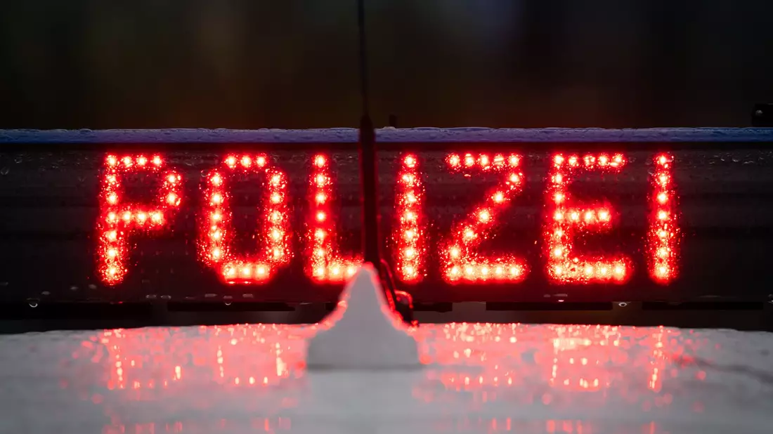 Auf dem Weihnachtsmarkt in Magdeburg ist eine Auto in eine Menschenmenge gefahren (Archivbild) - Bild: Soeren Stache/dpa
