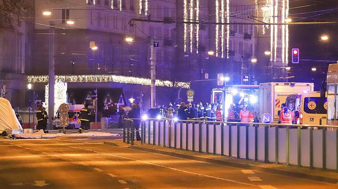 Auto rast auf Magdeburger Weihnachtsmarkt in Menschenmenge am 20.12.2024 - Bild: über dts Nachrichtenagentur