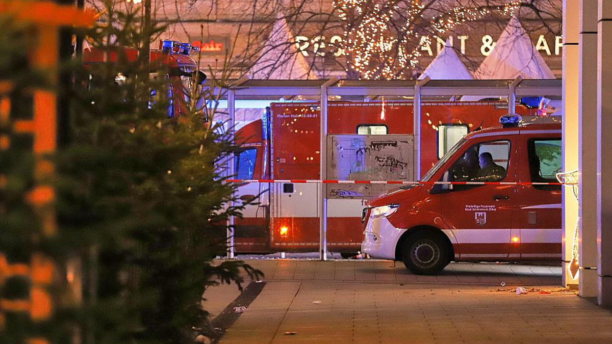 Auto rast auf Magdeburger Weihnachtsmarkt in Menschenmenge am 20.12.2024 - Foto: über dts Nachrichtenagentur