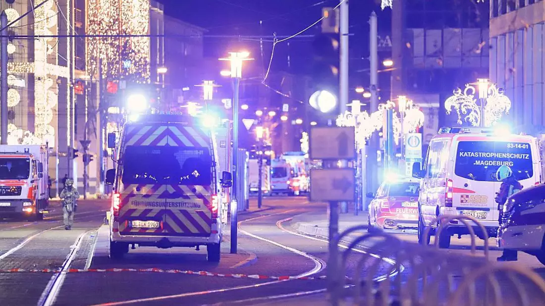 Auto rast auf Magdeburger Weihnachtsmarkt in Menschenmenge am 20.12.2024 - Bild: über dts Nachrichtenagentur
