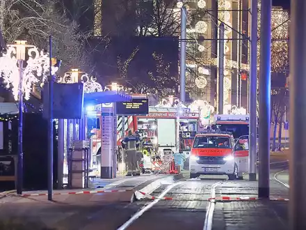 Auto rast auf Magdeburger Weihnachtsmarkt in Menschenmenge am 20.12.2024 - Foto: über dts Nachrichtenagentur