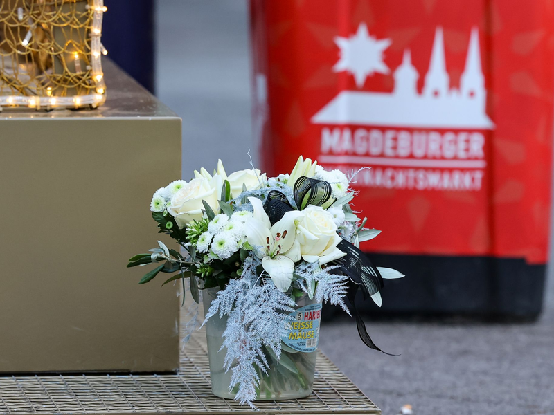 Mehr als 200 Menschen wurden bei der Attacke verletzt. - Foto: Jan Woitas/dpa