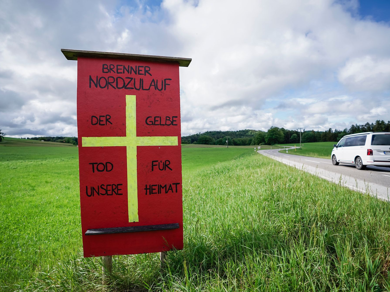 Die Planung für die deutsche Zulaufstrecke zum Brennerbasistunnel liegt um Jahre hinter Österreich und Italien zurück. Die Bundestagswahl bedeutet aller Voraussicht nach eine weitere Verzögerung. - Foto: Uwe Lein/dpa